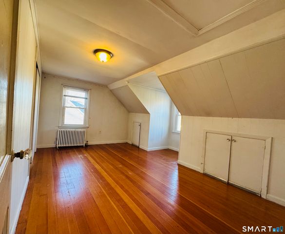 11 Ford Avenue, Norwich, CT 06360