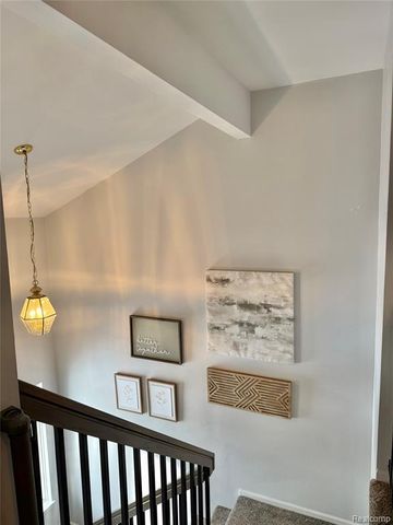 43431 Claremont Dr. E Drive, Clinton Township, MI 48038