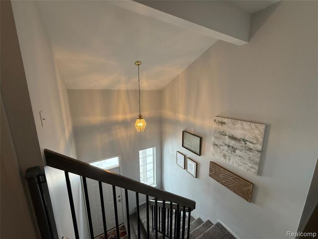 43431 Claremont Dr. E Drive, Clinton Township, MI 48038