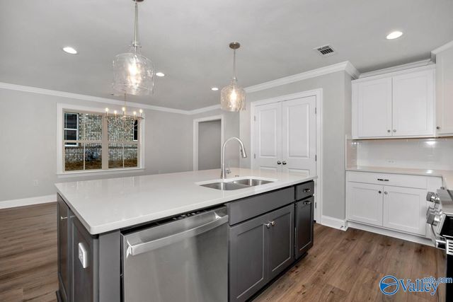 6548 Oak Meadow Drive, Owens Cross Roads, AL 35763