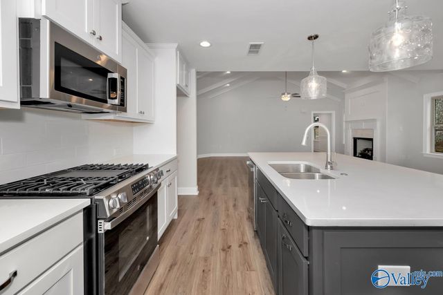 6548 Oak Meadow Drive, Owens Cross Roads, AL 35763