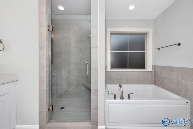 6548 Oak Meadow Drive, Owens Cross Roads, AL 35763