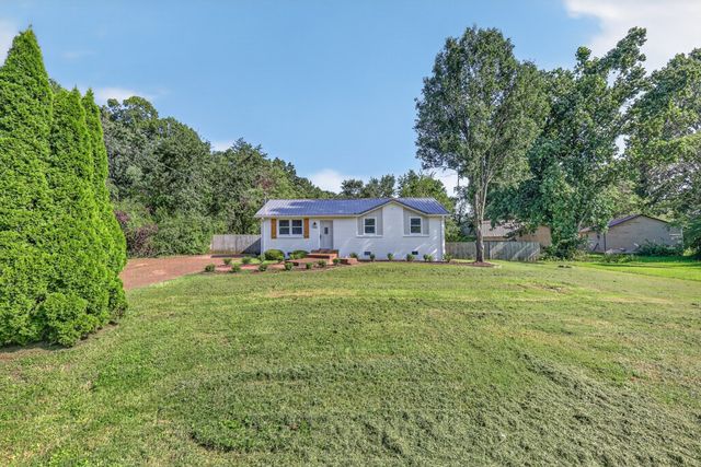7211 Dianne Dr, Fairview, TN 37062