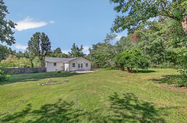 7211 Dianne Dr, Fairview, TN 37062