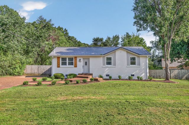 7211 Dianne Dr, Fairview, TN 37062