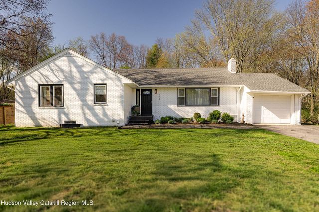 674 Glasco Turnpike, Saugerties, NY 12477