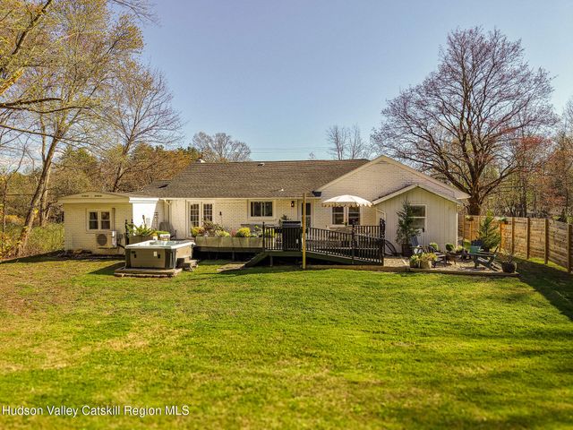 674 Glasco Turnpike, Saugerties, NY 12477