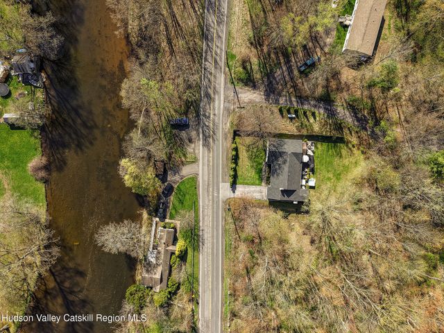 674 Glasco Turnpike, Saugerties, NY 12477