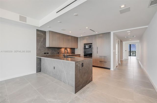 1116 N Ocean Boulevard 806, Pompano Beach, FL 33062
