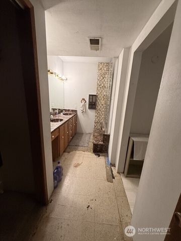 15231 204th Avenue SE, Renton, WA 98059