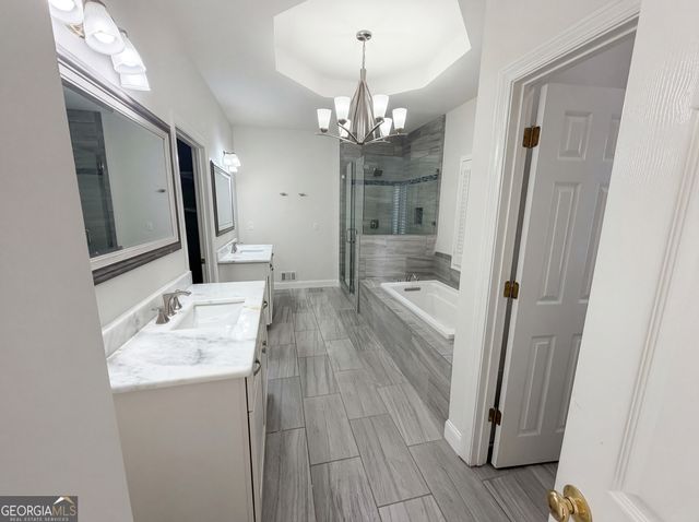 5011 Lake Hollow, Douglasville, GA 30135