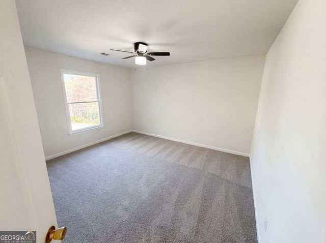 5011 Lake Hollow, Douglasville, GA 30135