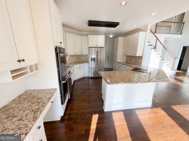 5011 Lake Hollow, Douglasville, GA 30135