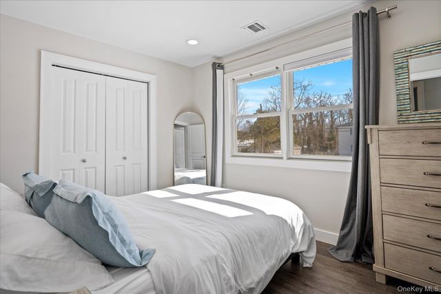 1150 Ruth Road, Mattituck, NY 11952