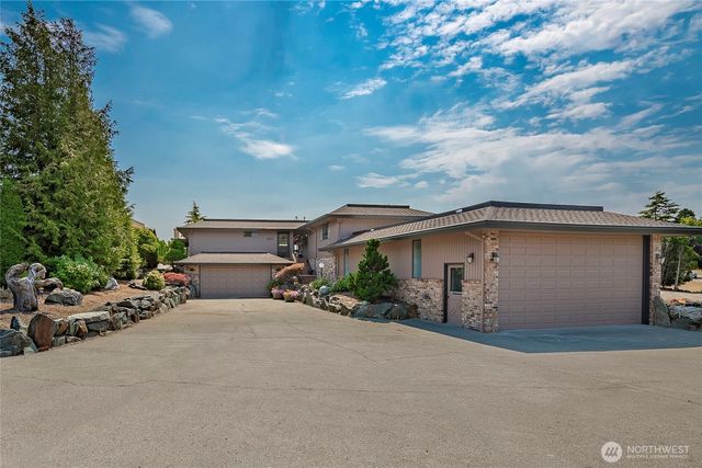 5575 Coquitlam Drive, Blaine, WA 98230