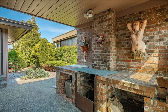 5575 Coquitlam Drive, Blaine, WA 98230