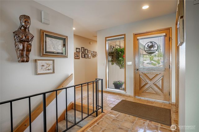 5575 Coquitlam Drive, Blaine, WA 98230