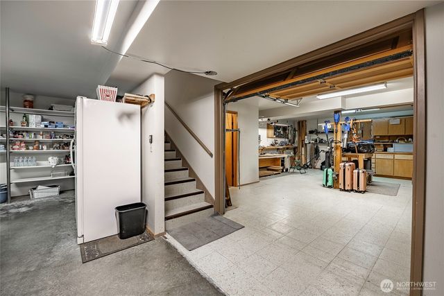 5575 Coquitlam Drive, Blaine, WA 98230
