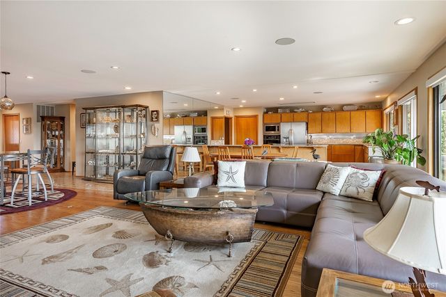 5575 Coquitlam Drive, Blaine, WA 98230