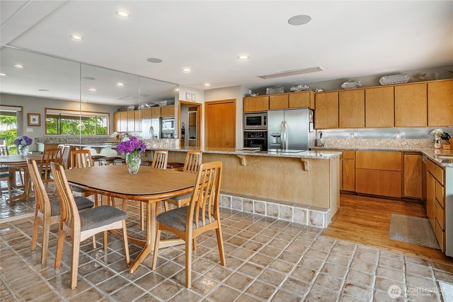 5575 Coquitlam Drive, Blaine, WA 98230