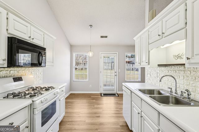 2425 Fort Daniels Drive, Dacula, GA 30019