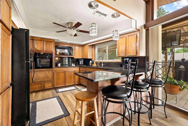 103 W Red Oak, Henderson, TX 75654