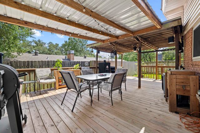 103 W Red Oak, Henderson, TX 75654