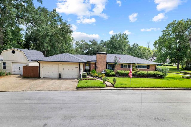 103 W Red Oak, Henderson, TX 75654