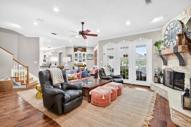 2101 Lakeshore Drive, Cleburne, TX 76033