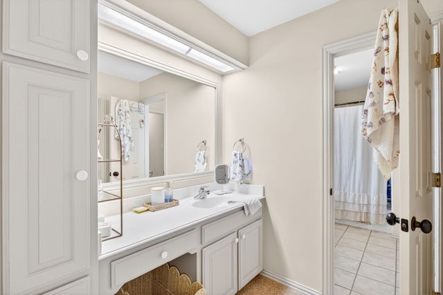 2101 Lakeshore Drive, Cleburne, TX 76033