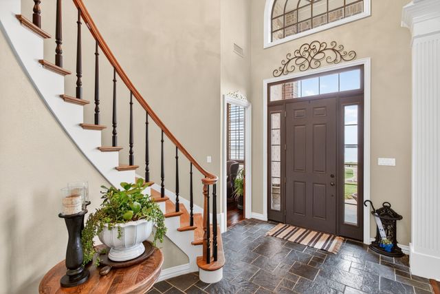 2101 Lakeshore Drive, Cleburne, TX 76033