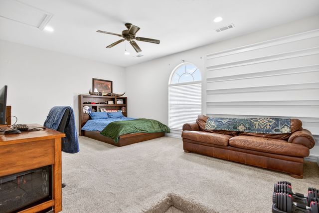 2101 Lakeshore Drive, Cleburne, TX 76033