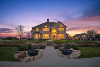 2101 Lakeshore Drive, Cleburne, TX 76033