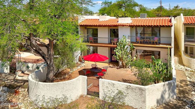 7574 N Desert Tree Drive, Tucson, AZ 85704