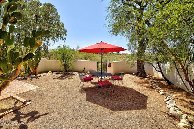 7574 N Desert Tree Drive, Tucson, AZ 85704