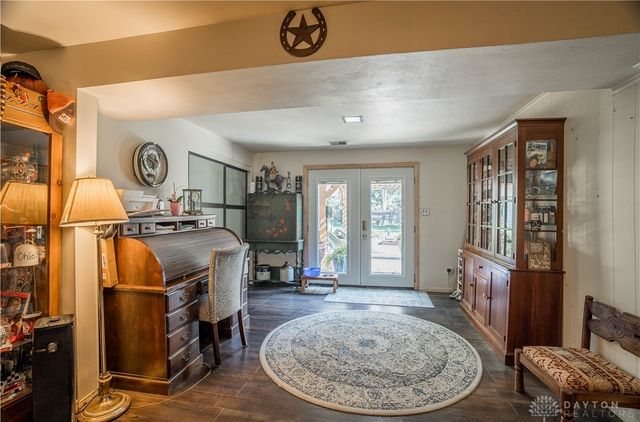5550 Joyce Ann Dr, Dayton, OH 45415
