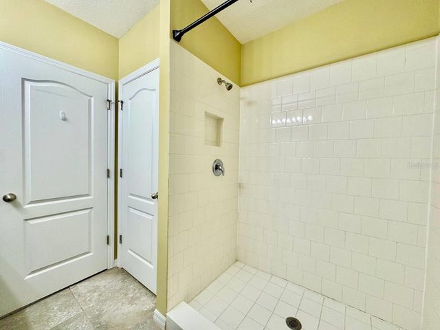 13955 SNAPPER FIN LANE, Tampa, FL 33637