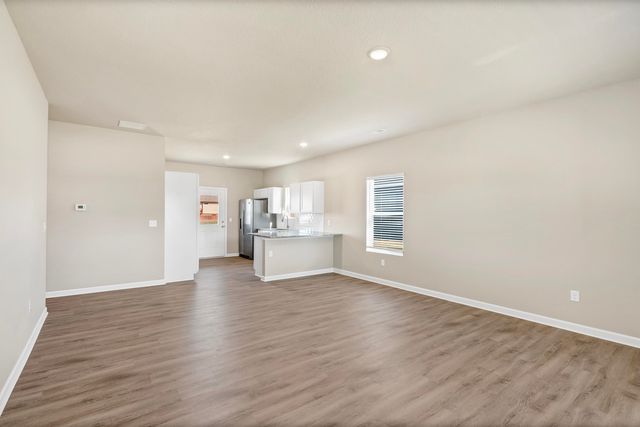 3621 E Hollandale St, Derby, KS 67037