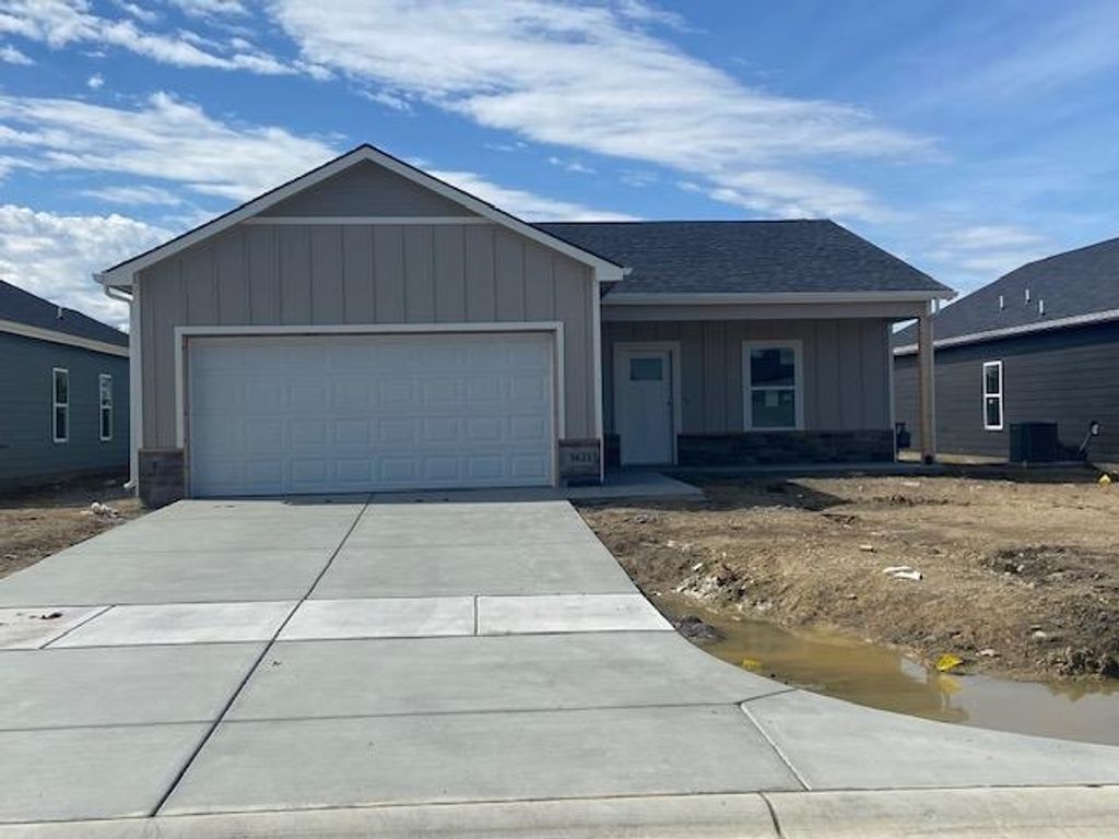 3621 E Hollandale St, Derby, KS 67037