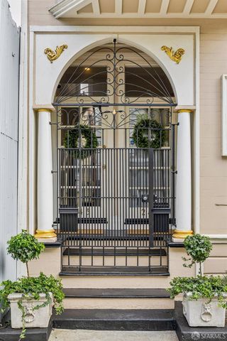 245 Laussat Street, San Francisco, CA 94117