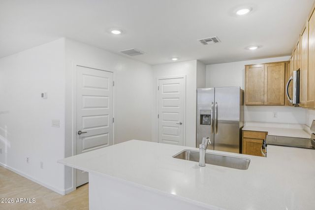 17502 N Del Mar Avenue, Maricopa, AZ 85138