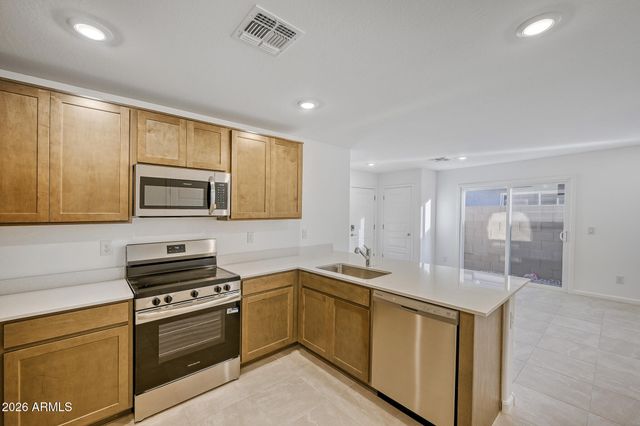 17502 N Del Mar Avenue, Maricopa, AZ 85138