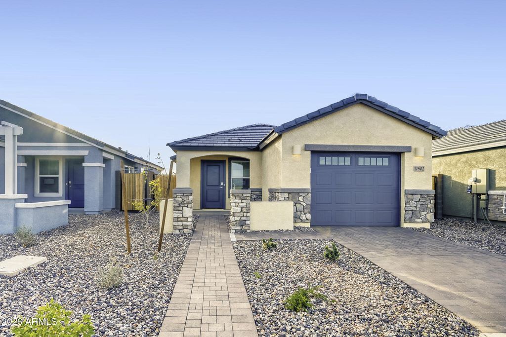 17502 N Del Mar Avenue, Maricopa, AZ 85138