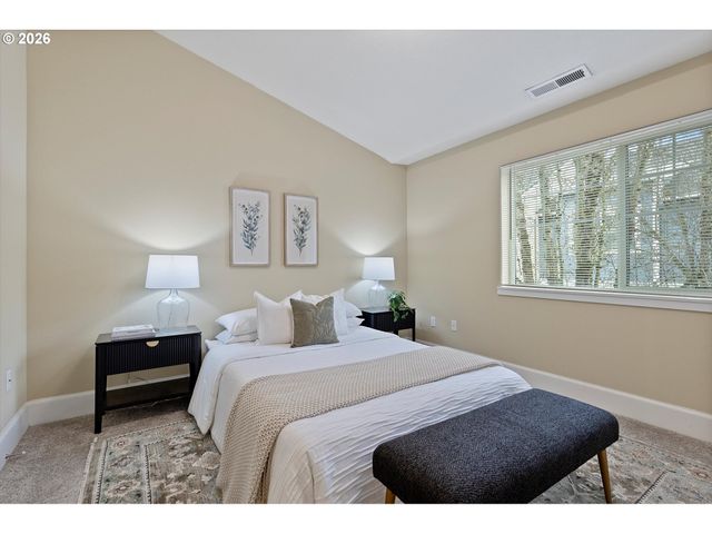 18445 Sw STEPPING STONE Dr, Beaverton, OR 97003