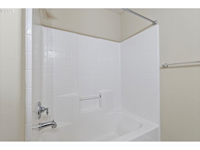 18445 Sw STEPPING STONE Dr, Beaverton, OR 97003