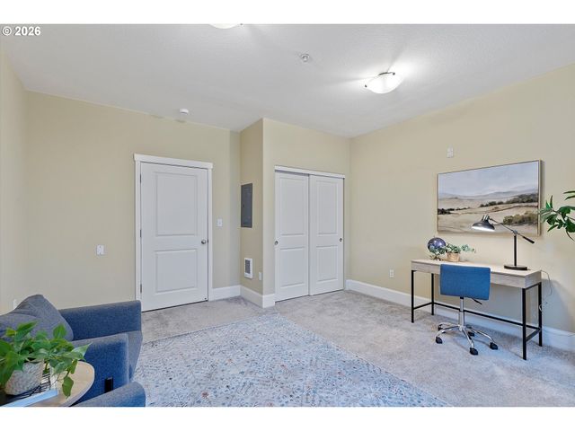 18445 Sw STEPPING STONE Dr, Beaverton, OR 97003