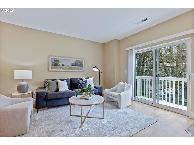 18445 Sw STEPPING STONE Dr, Beaverton, OR 97003