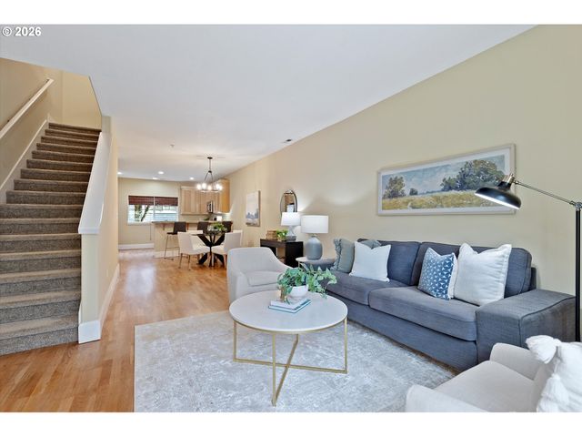 18445 Sw STEPPING STONE Dr, Beaverton, OR 97003