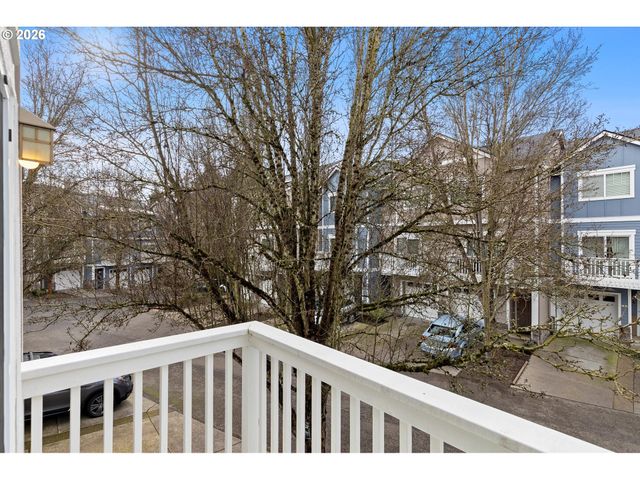 18445 Sw STEPPING STONE Dr, Beaverton, OR 97003