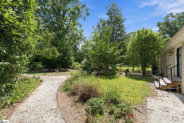 7 Thames Drive, Taylors, SC 29687